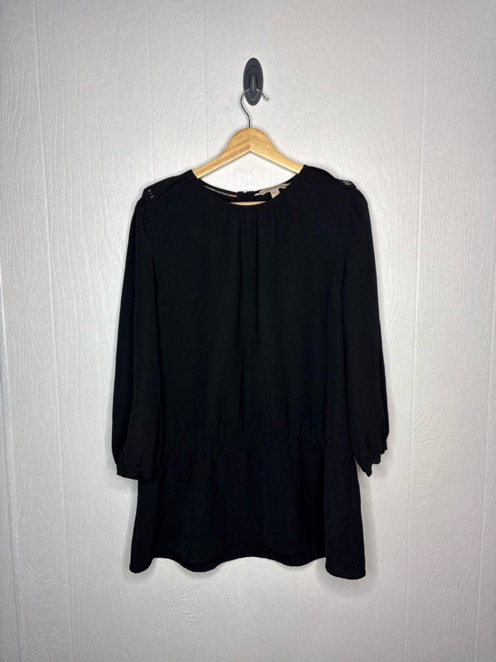 Burberry Brit Black Cotton Button Shoulder Peplum Hem Blouse Size large Comes